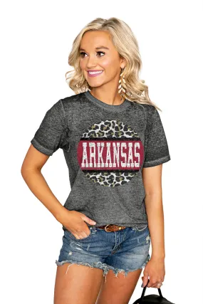 ARKANSAS RAZORBACKS "SCOOP & SCORE" ACID WASH BOYFRIEND SHORT SLEEVE TEE