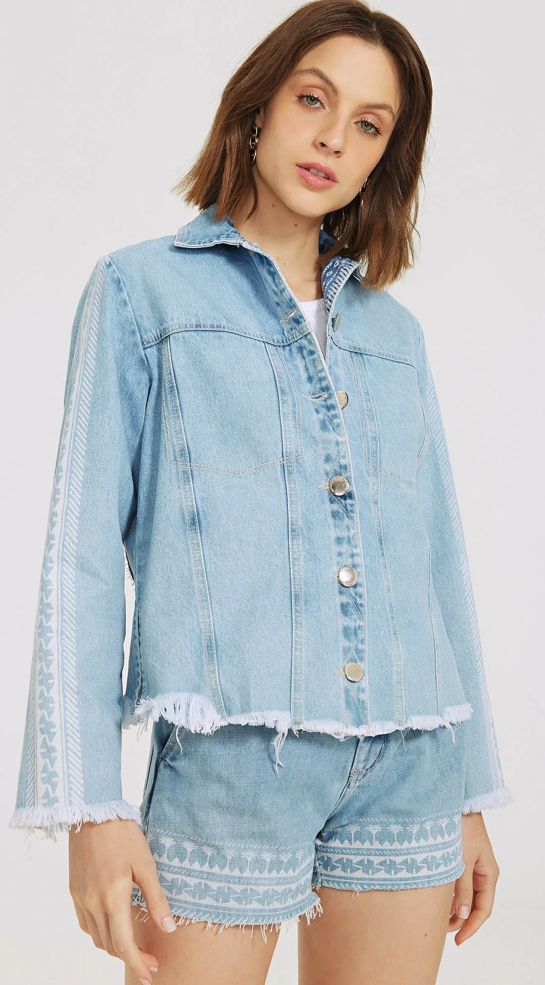 SHREDDED DENIM JACKET